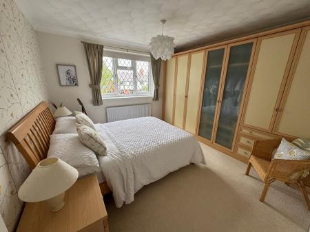 4 bedroom Detached house for sale in Bitham Lane, Stretton, DE13