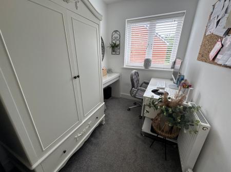 3 bedroom Semi-detached house for sale in Acacia Lane, Branston, DE14