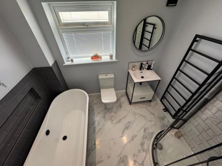 3 bedroom Detached house for sale in Springfield Road, Repton, DE65