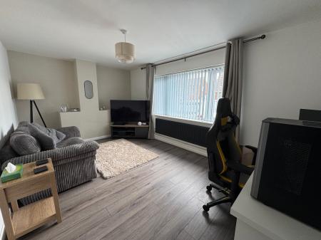 3 bedroom Semi-detached bungalow for sale in Exeter Close, Midway, DE11