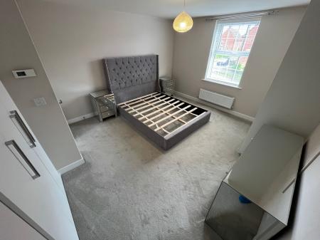 4 bedroom Detached house for sale in Galloway Road, Drakelow, DE15