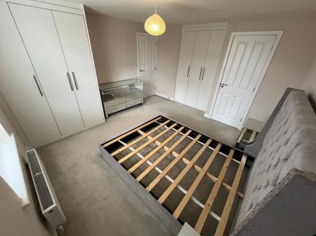 4 bedroom Detached house for sale in Galloway Road, Drakelow, DE15