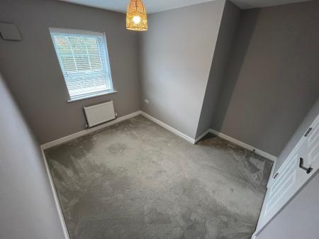 4 bedroom Detached house for sale in Galloway Road, Drakelow, DE15