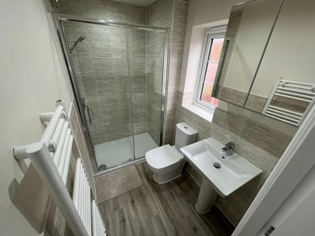 4 bedroom Detached house for sale in Galloway Road, Drakelow, DE15