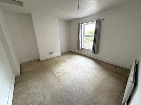 3 bedroom Terraced House for sale in Wetmore Lane, Burton-On-Trent, DE14