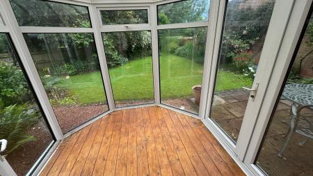 4 bedroom Detached house for sale in Dove Grove, Egginton, DE65