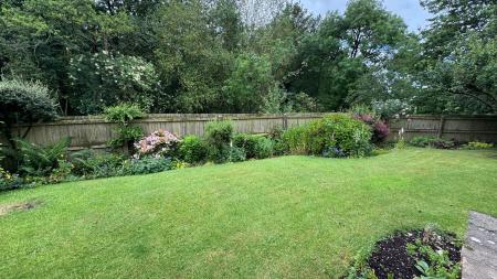 4 bedroom Detached house for sale in Dove Grove, Egginton, DE65
