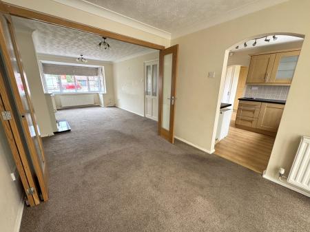 3 bedroom Detached house for sale in Longbow Close, Stretton, DE13