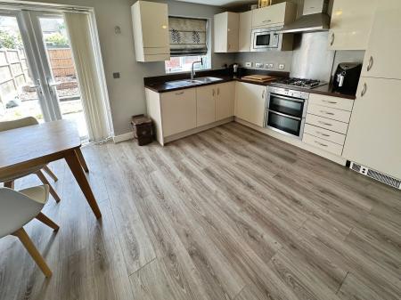 3 bedroom Semi-detached house for sale in Henley Grove, Church Gresley, DE11