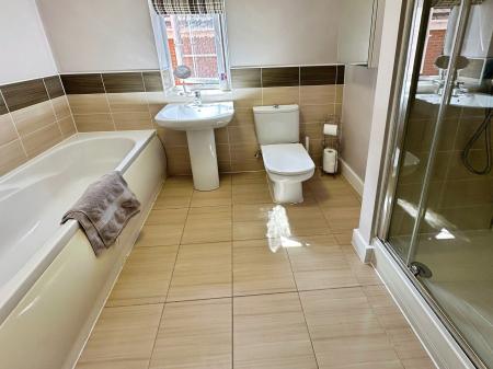 3 bedroom Semi-detached house for sale in Henley Grove, Church Gresley, DE11