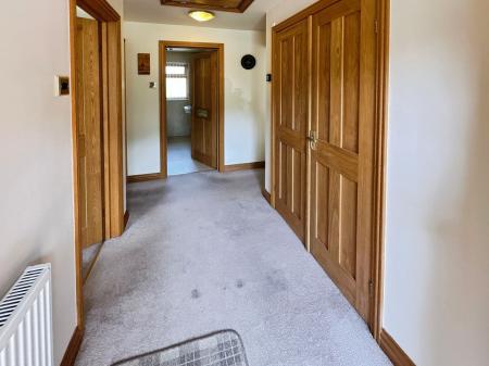 2 bedroom Detached bungalow for sale in Highlands Drive, Burton-On-Trent, DE15