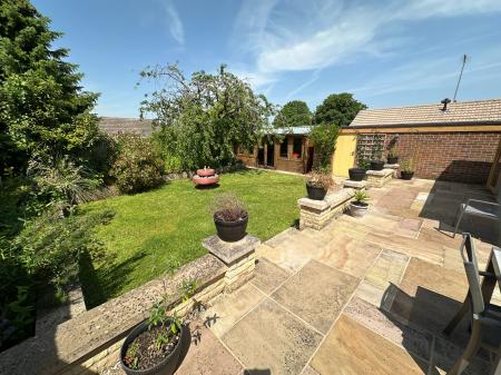 2 bedroom Detached bungalow for sale in Highlands Drive, Burton-On-Trent, DE15