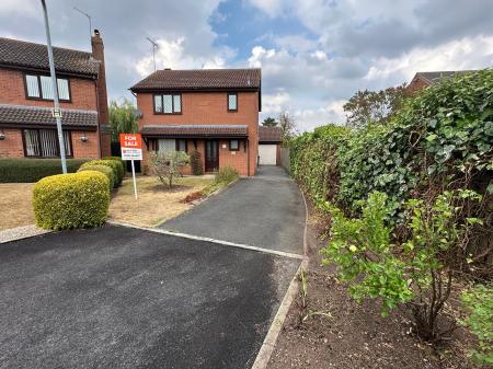Ivy Grove Off Rolleston Road