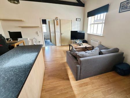 1 bedroom Flat for sale in Tiger Court, Burton-On-Trent, DE14