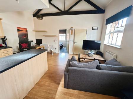 1 bedroom Flat for sale in Tiger Court, Burton-On-Trent, DE14