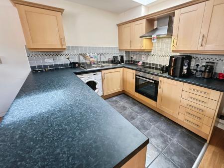 1 bedroom Flat for sale in Tiger Court, Burton-On-Trent, DE14