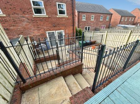 2 bedroom Semi-detached house for sale in Rowan Drive, Midway, DE11