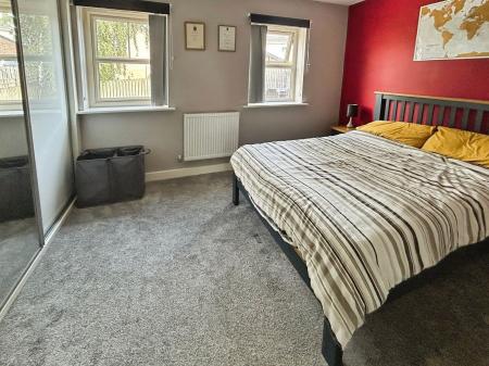 2 bedroom Semi-detached house for sale in Rowan Drive, Midway, DE11