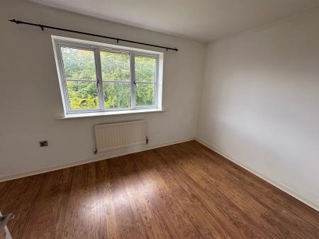 2 bedroom Terraced House for sale in Ensor Close, Swadlincote, DE11