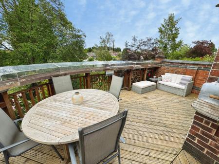 5 bedroom Detached house for sale in Alexandra Road, Burton-On-Trent, DE15