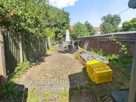 3 bedroom Terraced House for sale in Horninglow Street, Burton-On-Trent, DE14