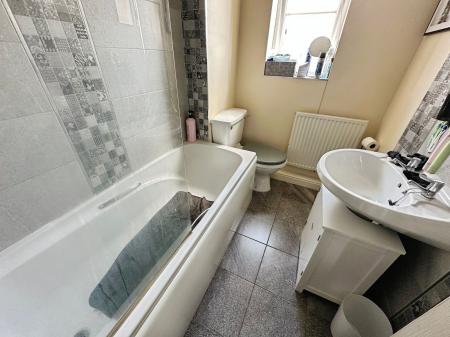 2 bedroom Semi-detached house for sale in Trusley Close, Branston, DE14