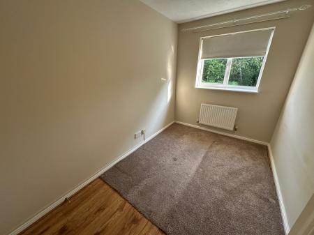 2 bedroom Semi-detached house for sale in Rowley Close, Swadlincote, DE11