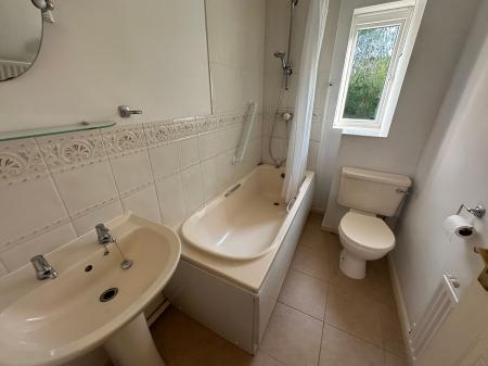 2 bedroom Semi-detached house for sale in Rowley Close, Swadlincote, DE11