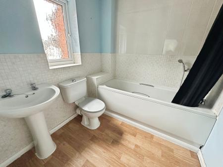 3 bedroom Terraced House for sale in Stirling Close, Church Gresley, DE11