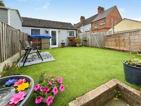 2 bedroom Terraced House for sale in Hall Street, Church Gresley, DE11