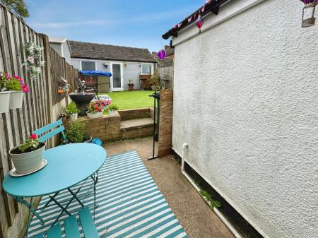 2 bedroom Terraced House for sale in Hall Street, Church Gresley, DE11