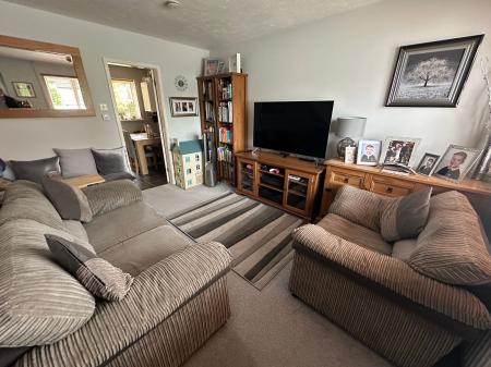 3 bedroom Terraced House for sale in Oak Close, Castle Gresley, DE11
