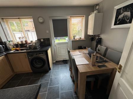 3 bedroom Terraced House for sale in Oak Close, Castle Gresley, DE11