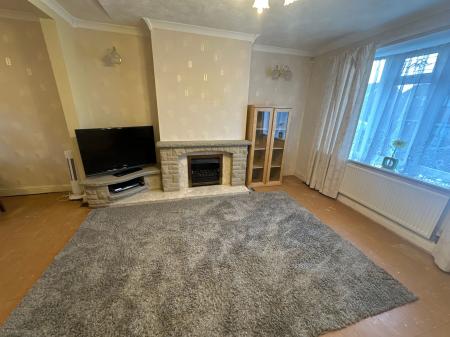 3 bedroom Detached house for sale in New Road, Newhall, DE11