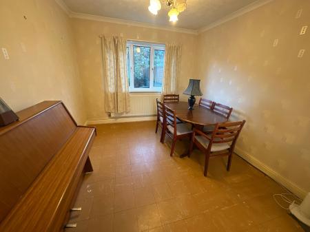 3 bedroom Detached house for sale in New Road, Newhall, DE11