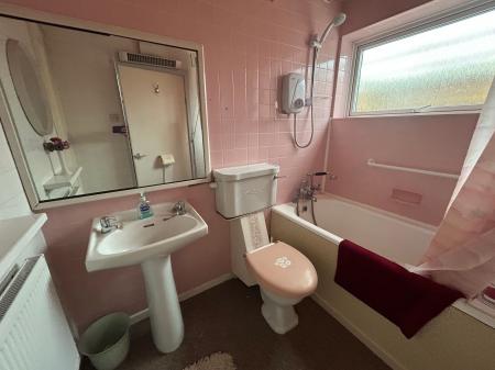 2 bedroom Semi-detached house for sale in Walford Road, Rolleston-On-Dove, DE13