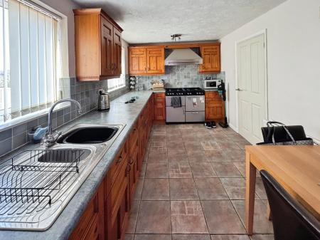 3 bedroom Detached house for sale in Norman Road, Tutbury, DE13