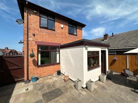 3 bedroom Detached house for sale in Rosliston Road, Burton-On-Trent, DE15