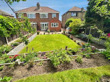 3 bedroom Semi-detached house for sale in Harlaxton Street, Burton-On-Trent, DE13