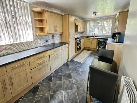 3 bedroom Semi-detached house for sale in Harlaxton Street, Burton-On-Trent, DE13