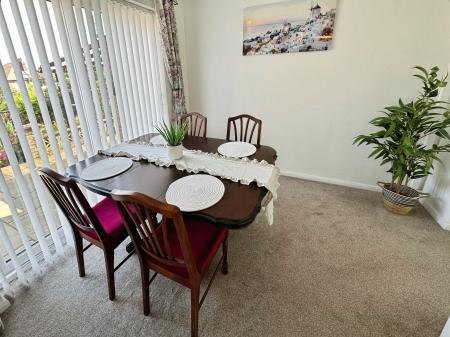 3 bedroom Semi-detached house for sale in Beaconsfield Road, Burton-On-Trent, DE13