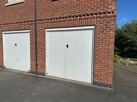 1 bedroom Terraced House for sale in Solent Road, Church Gresley, DE11