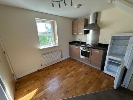 1 bedroom Terraced House for sale in Solent Road, Church Gresley, DE11