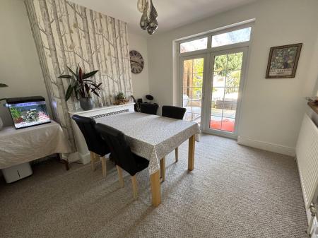 3 bedroom Semi-detached house for sale in Stanton Road, Burton-On-Trent, DE15