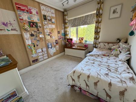 3 bedroom Semi-detached house for sale in Stanton Road, Burton-On-Trent, DE15