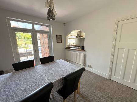 3 bedroom Semi-detached house for sale in Stanton Road, Burton-On-Trent, DE15