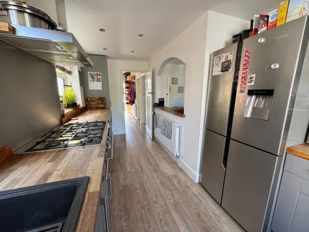 3 bedroom Semi-detached house for sale in Stanton Road, Burton-On-Trent, DE15