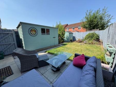 3 bedroom Semi-detached house for sale in Upton Drive, Burton-On-Trent, DE14