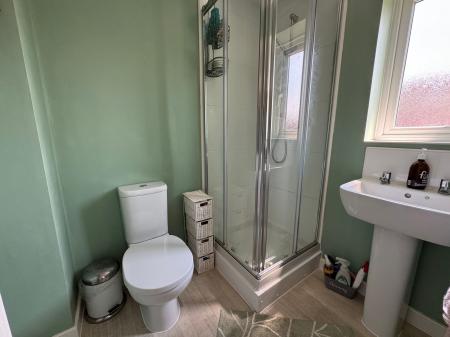 3 bedroom Semi-detached house for sale in Upton Drive, Burton-On-Trent, DE14