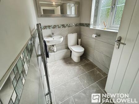 5 bedroom Detached house for sale in Cambrian Way, Swadlincote, DE11